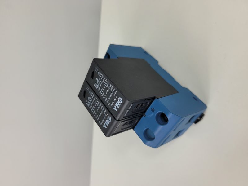 Ограничитель перенапряжения YRSP-D2 B+C Surge protector 2P 20-50KA 600V/ T1+T2 22600 фото